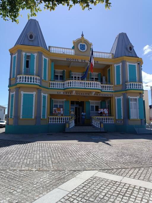 Tukusi Bungalow Le Moule Luaran gambar