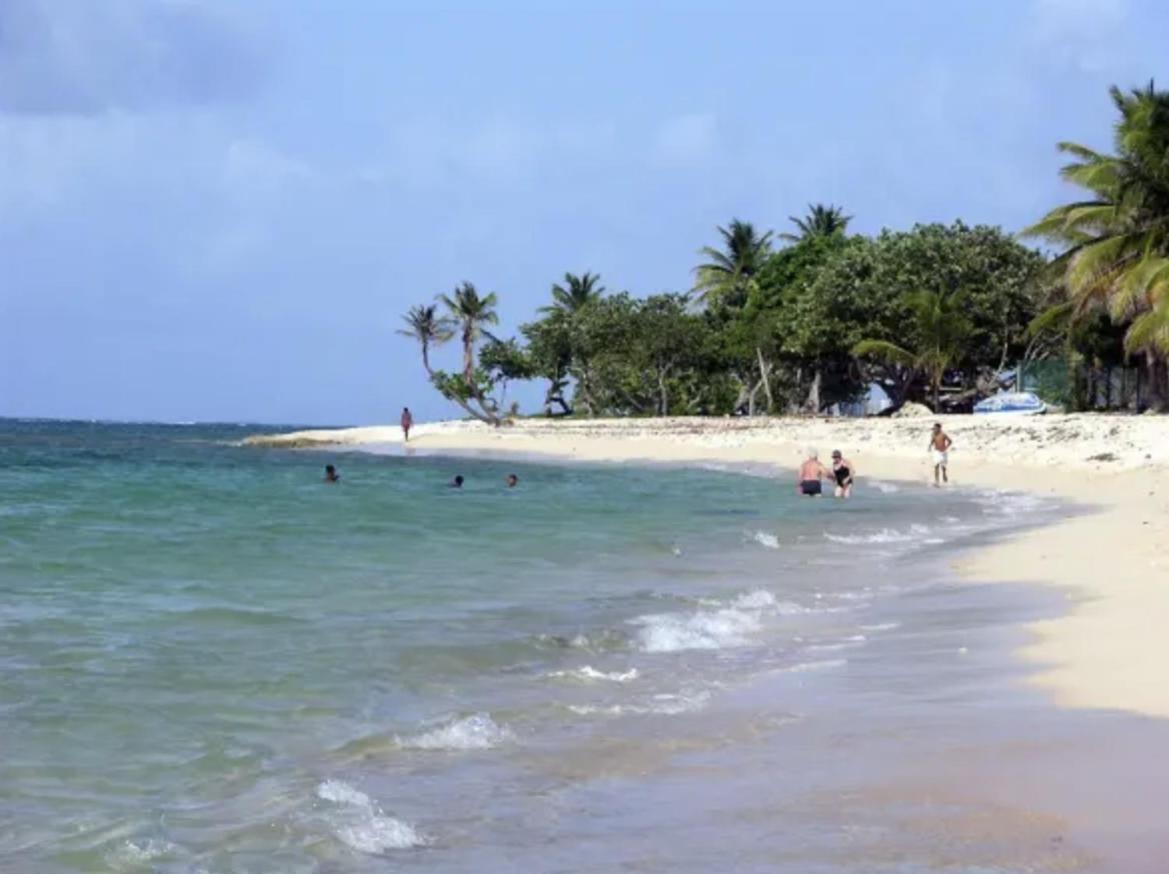 Tukusi Bungalow Le Moule Luaran gambar